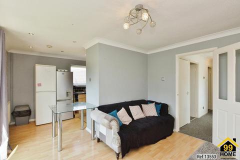 2 bedroom maisonette for sale, Gramwell, Shenley Church End, Milton Keynes, MK5