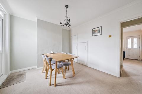 77 Cheam Common Road, Worcester Park, KT4 8TE