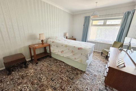 73 Woolsbridge Road, Ashley Heath, Ringwood, BH24 2LX