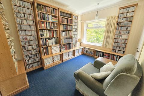 73 Woolsbridge Road, Ashley Heath, Ringwood, BH24 2LX