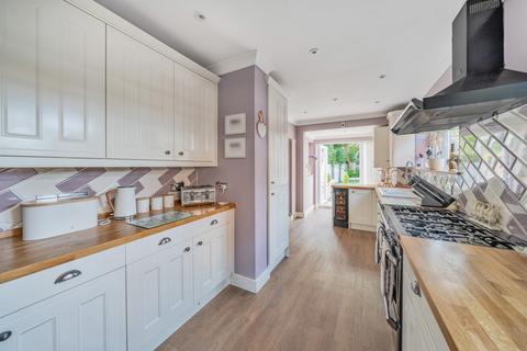 4 bedroom detached house for sale, Lammas Court, Staines TW19