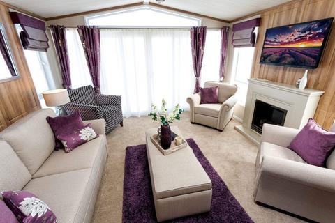 2 bedroom lodge for sale, Trelay Holiday Park