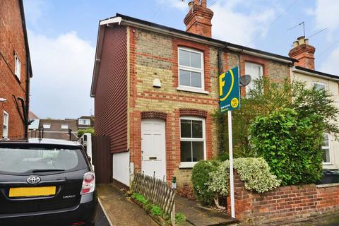 2 bedroom house to rent, Ludlow Road, Guildford, GU2