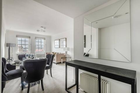 2 bedroom flat to rent, Fulham Road, Chelsea, London, SW3