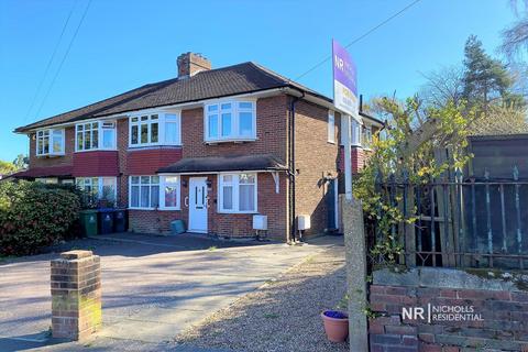51 Mansfield Road, Chessington, KT9 2PX