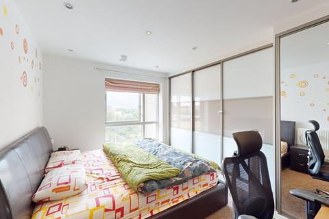 2 bedroom apartment for sale, West Parkside, London, SE10