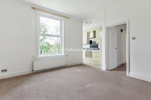 2 bedroom apartment to rent, Sunderland Road London SE23