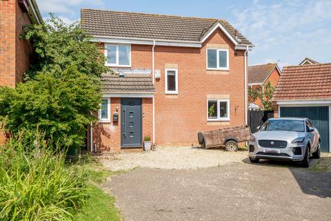 3 bedroom detached house for sale, Violet Way, Scarning