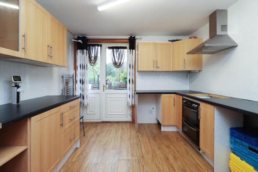 Breakfasting Kitchen