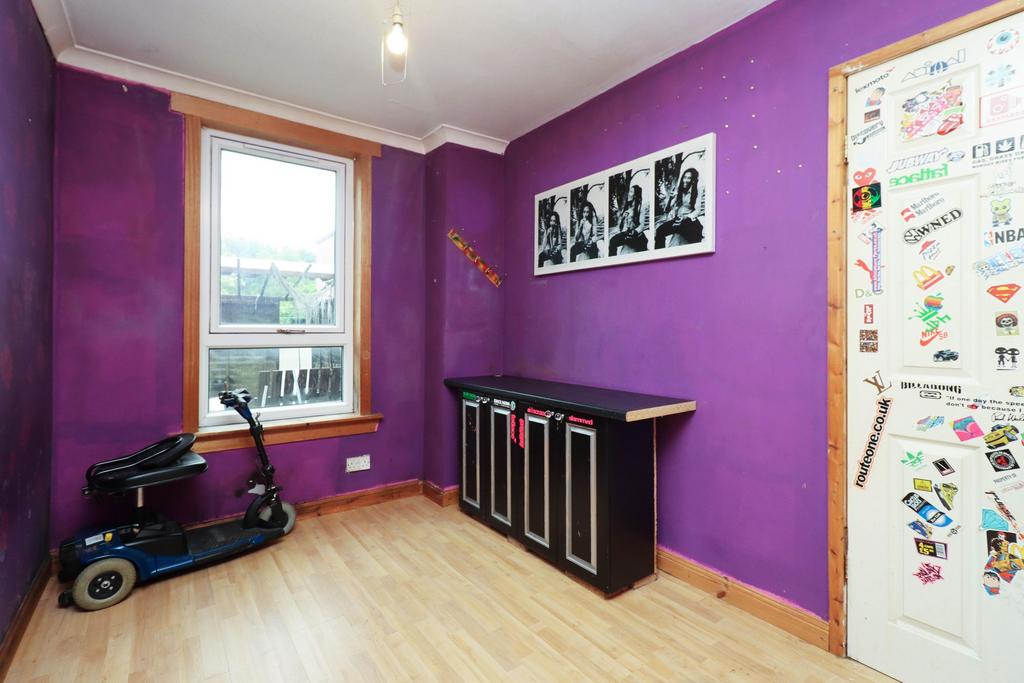 Bedroom 4 / Dining Room