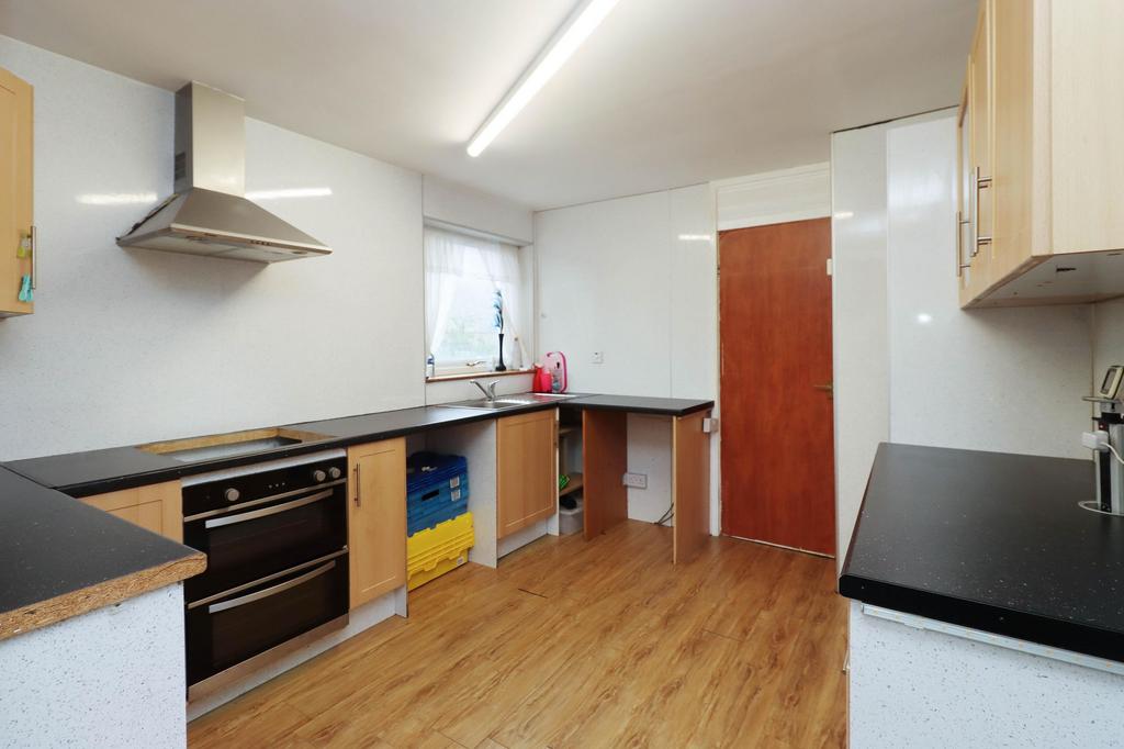 Breakfasting Kitchen
