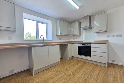 3 bedroom end of terrace house to rent, Woodview Terrace, Nailsea