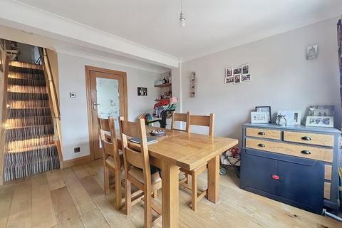 13 Dando Close, Wollaston, Wellingborough, NN29 7QB