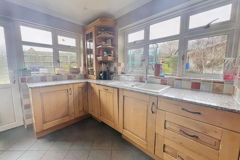 13 Dando Close, Wollaston, Wellingborough, NN29 7QB