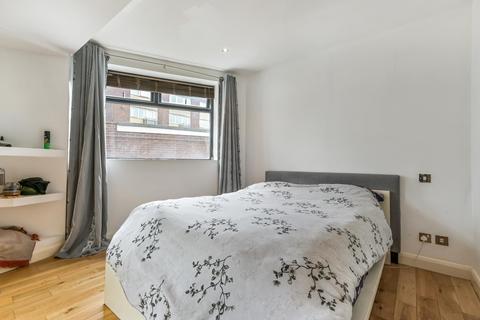 1 Barrow Walk, Brentford, TW8 0RA