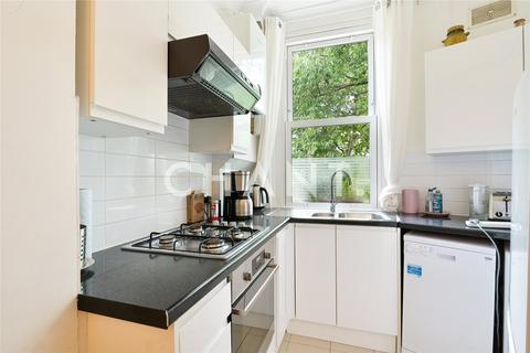 3 bedroom apartment to rent, Victor Villas, Chiswick, W4