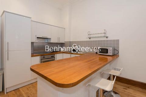 2 bedroom apartment to rent, Marloes Road, Kensington W8