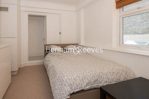 2 bedroom apartment to rent, Marloes Road, Kensington W8