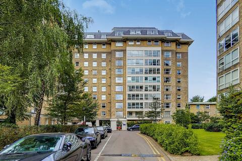 3 bedroom apartment to rent, St Johns Wood Park, London NW8