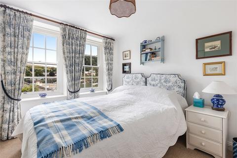 2 Alma Steps, Kingswear, Dartmouth, TQ6 0BP