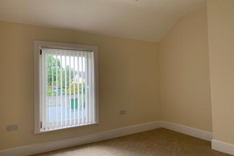 2 bedroom semi-detached house to rent, Tycroes Road, Tycroes SA18