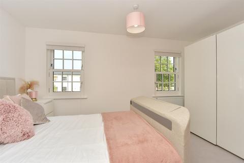 1 bedroom terraced house for sale, Halfway Road, Halfway, Sheerness, Kent