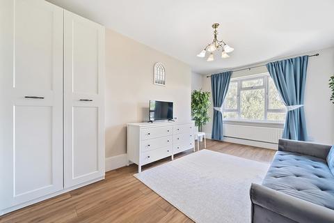 3 bedroom apartment for sale, Crawford Estate, London