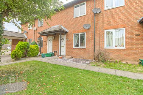 2 bedroom terraced house to rent, Dale Close, Colchester, Essex, CO3
