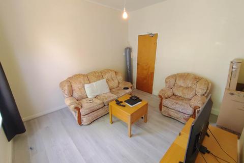 1 bedroom flat to rent, Richmond Road, Roath, Cardiff