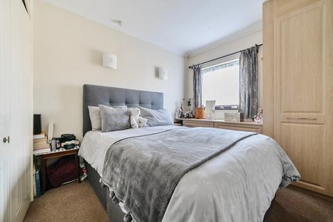 1 bedroom flat for sale, Bitterne Road East, Southampton SO18