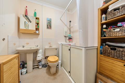 1 bedroom flat for sale, Bitterne Road East, Southampton SO18