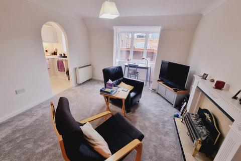 1 bedroom retirement property for sale, High Street, Hampshire PO16