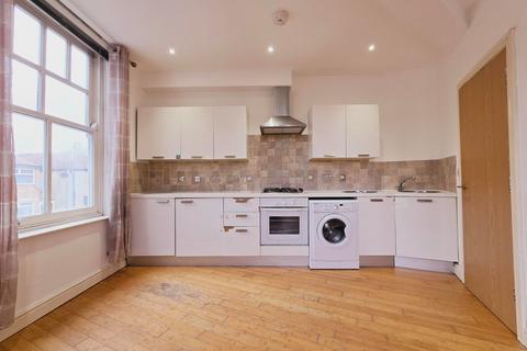 2 bedroom flat for sale, Brockhurst Road, Hampshire PO12