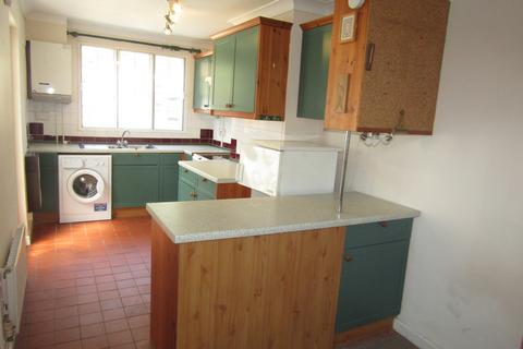 2 bedroom house to rent, Sultan Road, Emsworth PO10