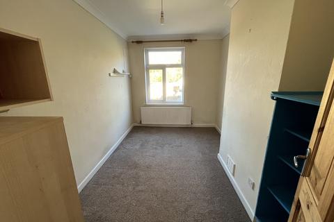 2 bedroom house to rent, Sultan Road, Emsworth PO10