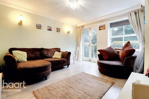 2 bedroom apartment for sale, River Bank Close, Maidstone