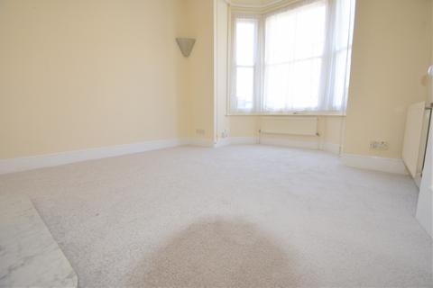 3 bedroom terraced house to rent, Clive Road, Portsmouth PO1