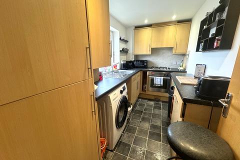 2 bedroom flat for sale, Bastins Close, Southampton SO31