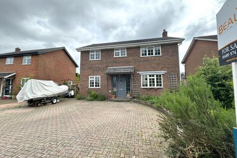 4 bedroom detached house for sale, Lodge Road, Southampton SO31