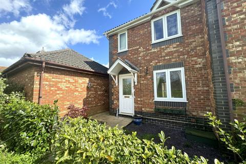 2 bedroom end of terrace house for sale, Rosemary Gardens, Fareham PO15