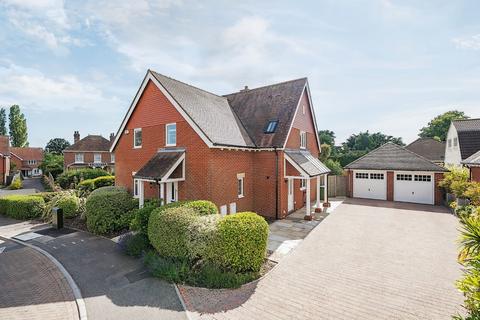 4 bedroom detached house for sale, Hillside Mews, Southampton SO31