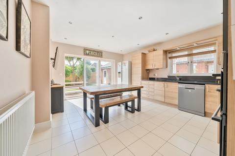 4 bedroom detached house for sale, Hillside Mews, Southampton SO31