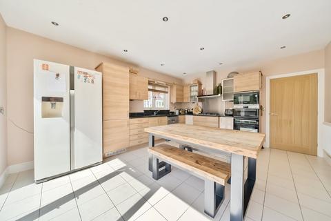 4 bedroom detached house for sale, Hillside Mews, Southampton SO31