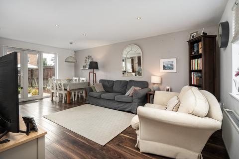 3 bedroom semi-detached house for sale, Waterway Terrace, East Kilbride, G74