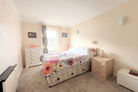 1 bedroom retirement property for sale, Green Road, Hampshire PO5