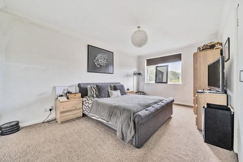 2 bedroom flat for sale, Outram Road, Hampshire PO5