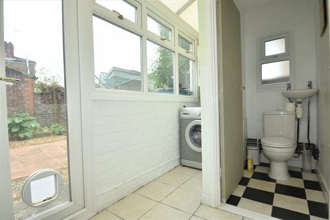 4 bedroom terraced house to rent, Talbot Road, Portsmouth PO4