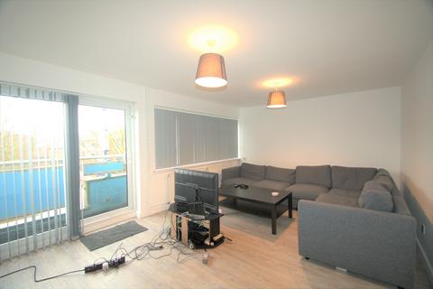 3 bedroom flat to rent, Sackville Street, Southsea PO5