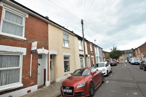 4 bedroom terraced house to rent, Harrow Road, Southsea PO5