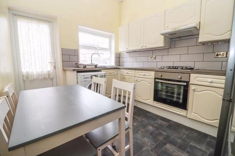 5 bedroom terraced house to rent, Fawcett Road, Southsea PO4